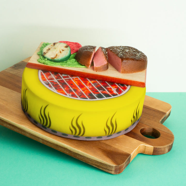 Grill-Torte mit essbarem Marzipan-Grillgut