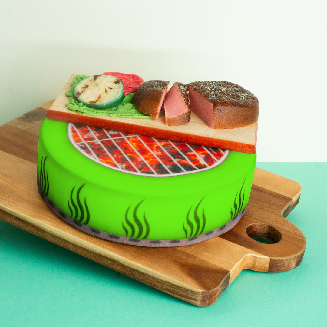Grill-Torte mit essbarem Marzipan-Grillgut