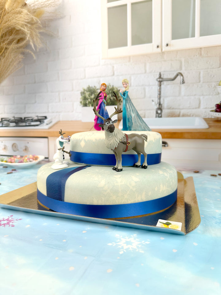 Die Eiskönigin® Elsa, Schwester Anna &amp; Olaf Figuren auf 2-stöckiger Schneeflocken-Torte