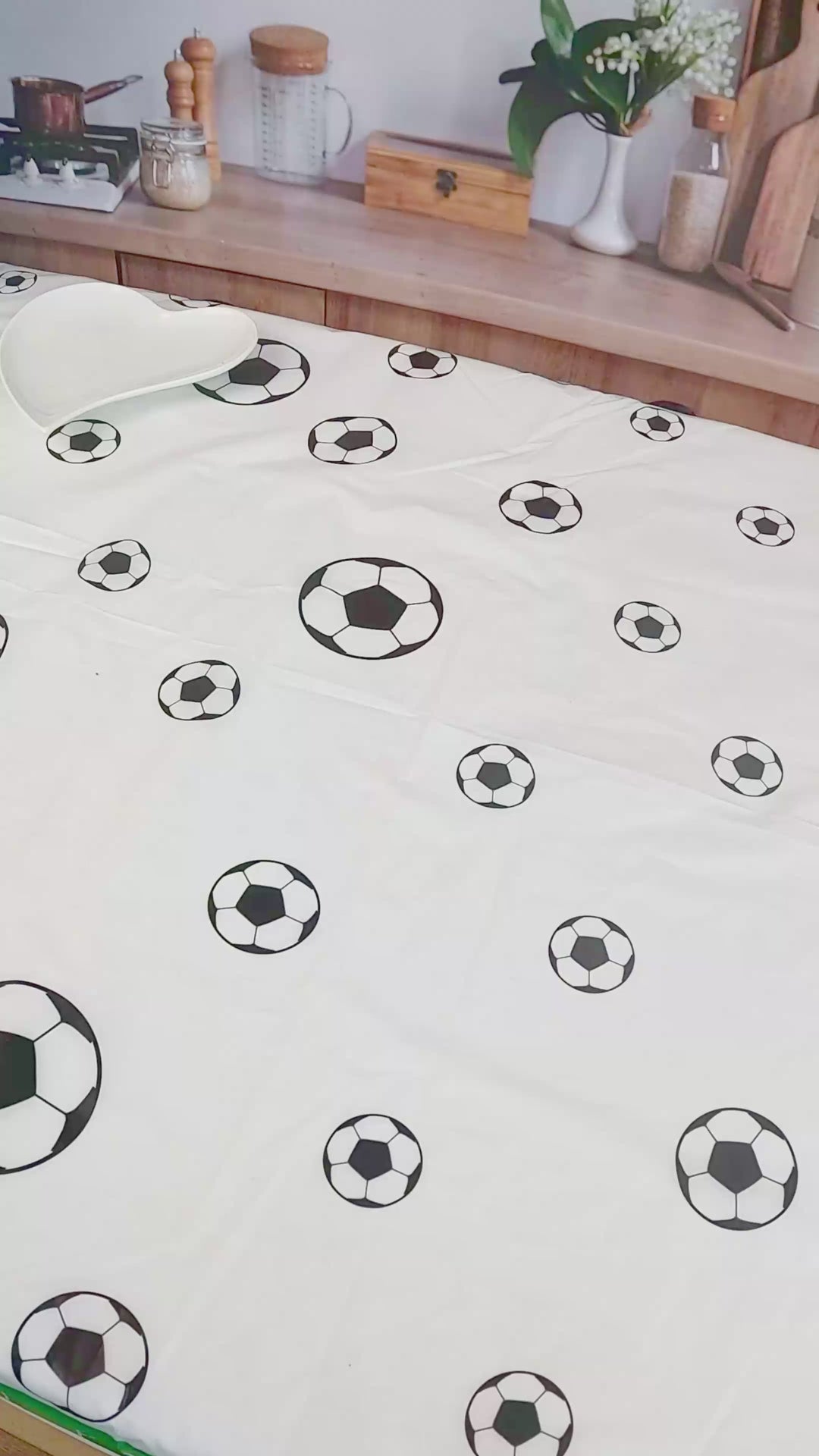 Fußballtrikot-Torte, einfarbig - verschiedene Farben